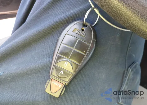 2021 Ram 1500 Classic Slt 4X4 5'7 Box z USA, uszkodzony, nr VIN 1C6RR7LG4MS535767